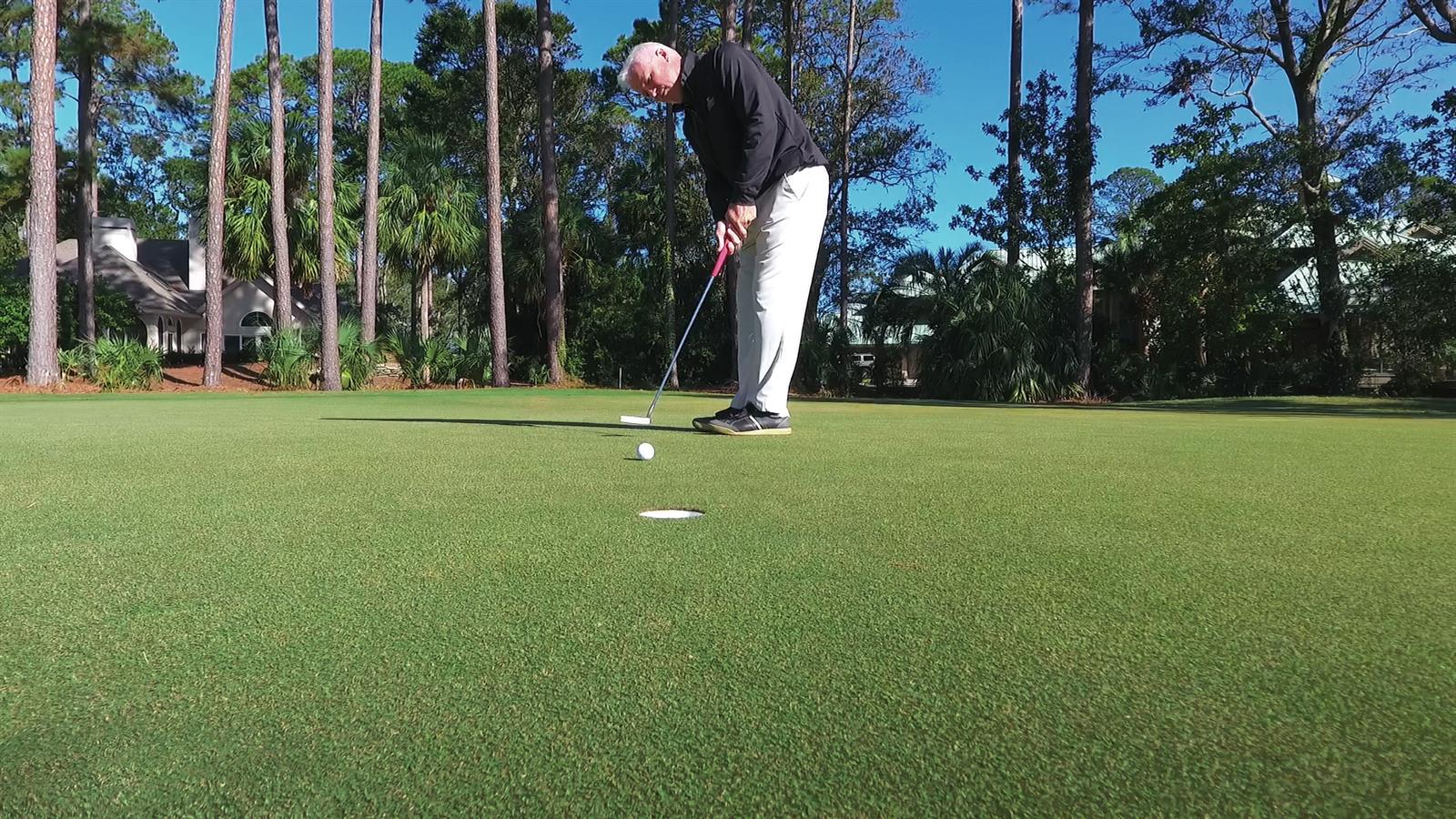 Oyster Reef golf course practice setting
