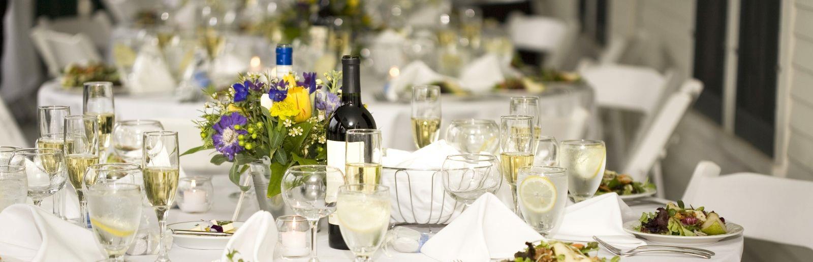 banquet_dinnersetup-1600x517
